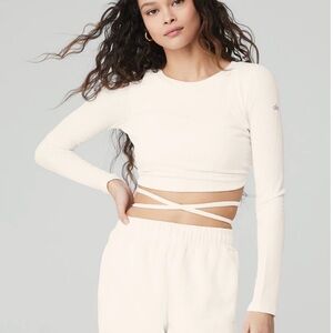 Alo Yoga Ribbed Manifest Long Sleeve Top